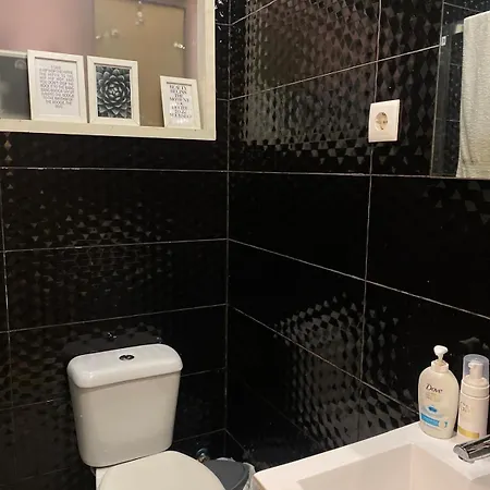 Appartement 3 Bedroom In Short Walk To Center Oporto